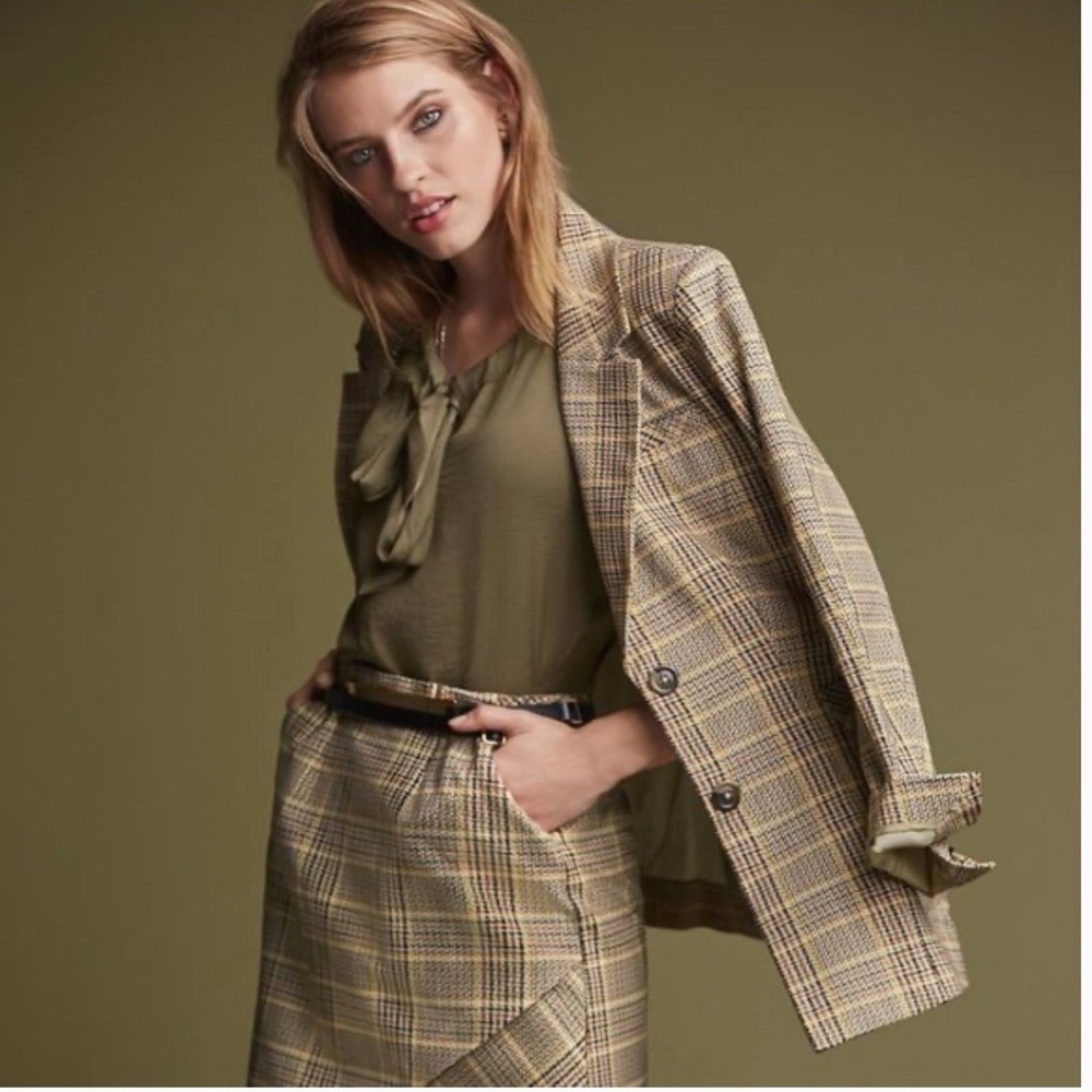 Cabi Women’s Pastime Plaid Blazer and Skirt Set